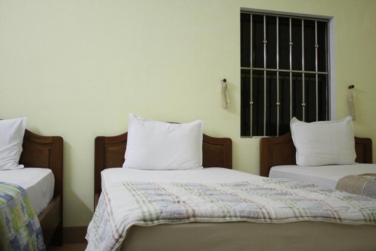 Phong Lan Guesthouse Hue Habitación foto