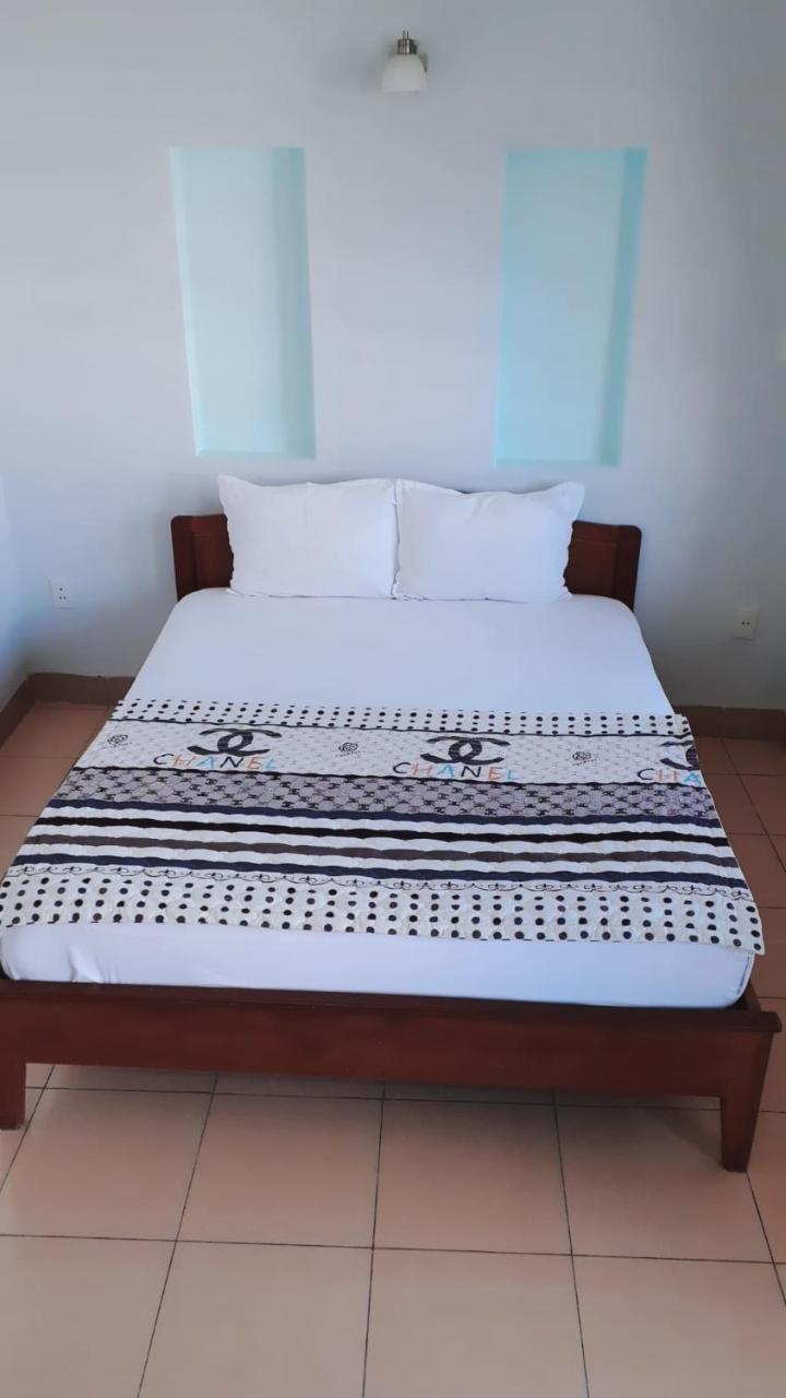 Phong Lan Guesthouse Hue Exterior foto